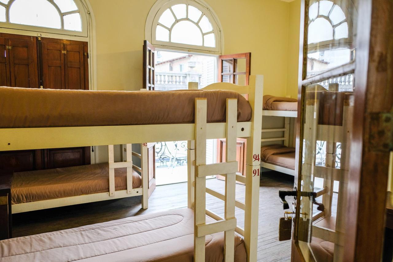Hostel Del Centro Сан-Мигель-де-Тукуман Экстерьер фото